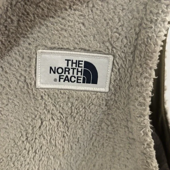 The North Face Men's Campshire Sherpa Fleece Vest Large - Picture 5 of 7